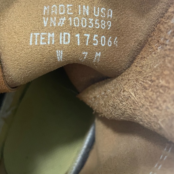 L.L.Bean Bean Boots women’s 7 - Like New Condition - Picture 4 of 14